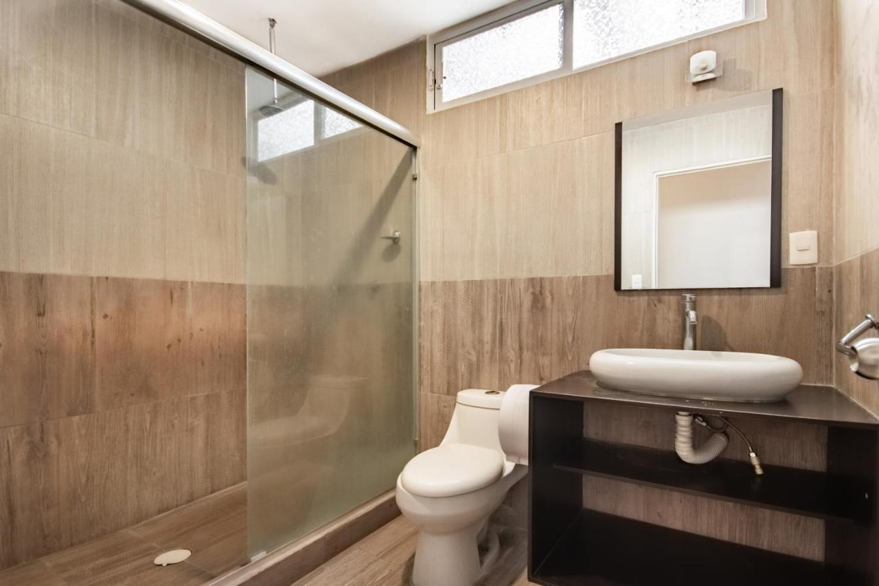 לאון Hotel Halley מראה חיצוני תמונה