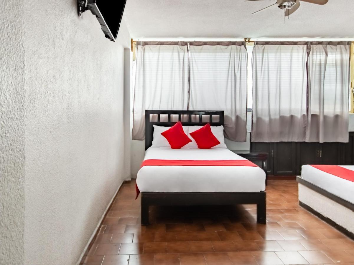 לאון Hotel Halley מראה חיצוני תמונה